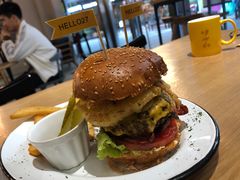 -HELLO 27 意面·沙拉·帕尼尼