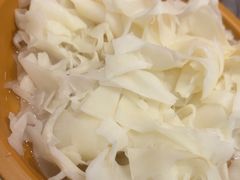 -龍歌自助小火锅(芝罘万达店)