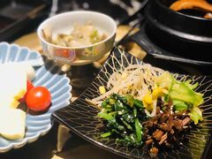 -山川小町·极番烧肉(新地假日广场店)