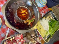 -金鼎雪山牦牛杂火锅(理县总店)