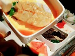 -海底捞火锅(杭州庆春路夜宵主题店)