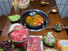 -黔有有贵州酸汤夺夺粉火锅(五味十字店)