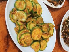 咸蛋黄炒小瓜-甜甜屋(解放中路店)