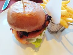 -WOLFGANG PUCK KITCHEN & BAR(迪士尼小镇店)