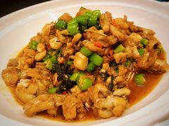 干锅紫苏牛蛙-凤凰湘语·湘粤鲜融(浦东旗舰店)