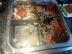 -重庆九记老火锅(广场店)