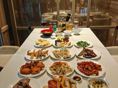 -OPUS+聚全日餐厅(广州增城碧桂园希尔顿逸林酒店)