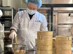 -昆明冠生园·鲜花饼·面包蛋糕(老街店)