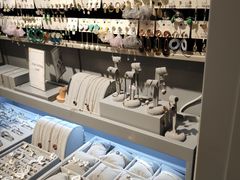 -三福时尚(三峡广场华夏银座店)