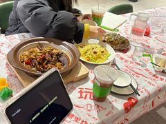 -老班长·小龙虾·鲜货烧烤大排档(金街美地店)