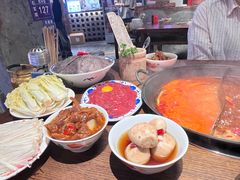 -萍姐火锅·公路夜市(武汉首店)