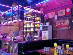 -喜鹊音乐酒馆(西街店)