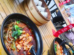 辣肉汤面-大龙汤包