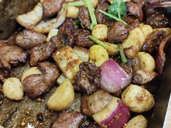 -老东镇啤酒屋海鲜加工·蒸汽海鲜·海鲜烧烤(台东店)