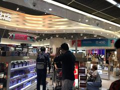 -王权免税店(廊曼机场店)