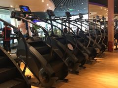 -康斐斯健身(银泰创意城店)