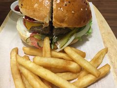 祖母超级至尊汉堡-G+KITCHEN(龙湖狮山天街店)