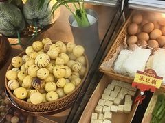 -四囍码头海鲜烧烤自助火锅(外滩南京东路悦荟广场店)
