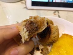 鸡汁鲜肉月饼-巴莉甜甜(中环城店)