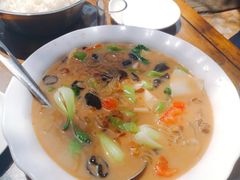 东北乱炖-一锅厨东北水饺店(厦大店)