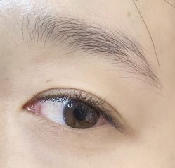 -花岐款式专研健康美甲沙龙