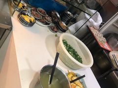 -老新隆牛肉锅贴(新街口店)