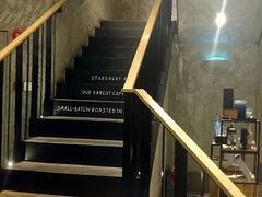 -星巴克臻选(湖滨道店)