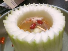 -得意咚瓜·顺德鱼生·冬瓜火锅(深圳首店)