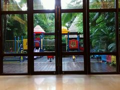 -三亚湾海居铂尔曼度假酒店