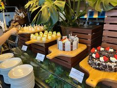 -唐拉雅秀酒店-西锦汇空中BBQ·思创餐厅