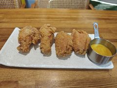 -Dragon Pizza•圆脸龙披萨·牛排餐厅