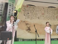 -乐不撕书绘本体验中心(华鹏馆)
