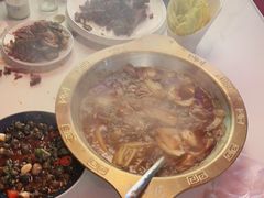 -鑫郭氏·南昌20年大排档·小龙虾羊蝎子(潮阳里店)