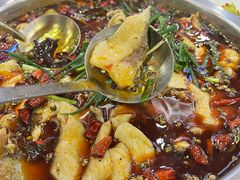 -乡土特色.冷锅鱼.牦牛肉汤锅