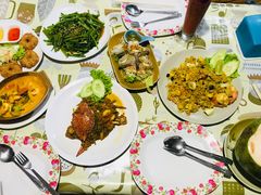-Jungle Kitchen