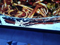 烤鱿鱼丝-网红美食街区