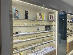 -视野联行眼镜·蔡司·尼康·授权优选门店(青浦宝龙店)