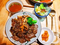 招牌全熟牛肋条饭-POKEE VIA&Brunch·维娅(重庆来福士店)