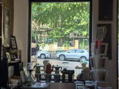 -荒岛书店(黄县路店)