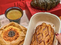 -HOT CRUSH趁热集合·现烤面包(环球港店)