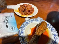 -爆炸头阿姨小四川正宗川味小吃(无任何分店)