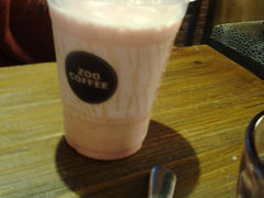 草莓酸奶昔-ZOO COFFEE(中信广场店)