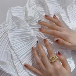 -VIVI BEAUTY  美甲美睫皮肤管理中心