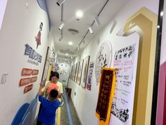 -缤纷鸟美术书法(汉神购物广场校区)
