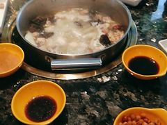 -一席地·本地鸡窝·杭帮鸡火锅(萧山银隆百货店)