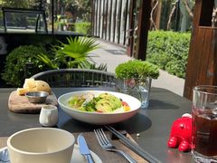 -九月里.自由花园餐厅