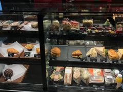 面包甜点陈列柜-星巴克(泉州晋江万达广场店)