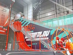 -极限PLAY运动娱乐新世界·团建派对表演休闲馆·室内高空游乐园