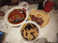 -味上湘菜馆(阿波罗店)