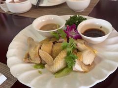 -亚龙湾老厨房·海南家常味